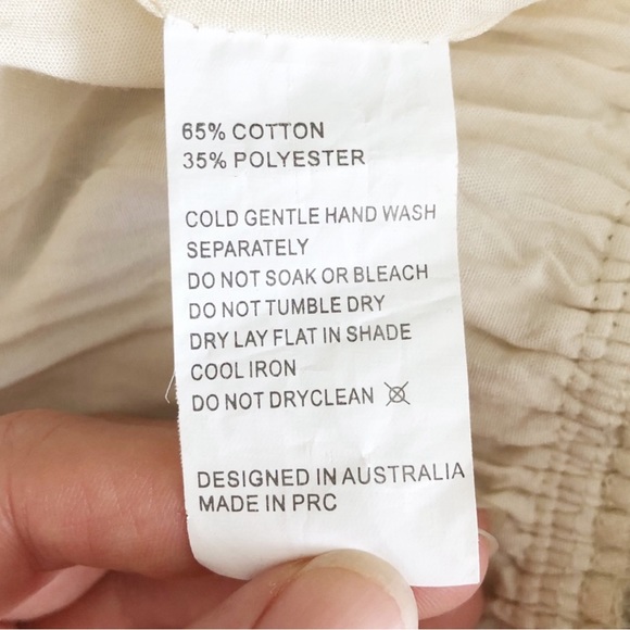 🎉Host Pick 🎉 Princess Polly Turin Romper Beige 4 Cute 🎉 - Picture 6 of 6